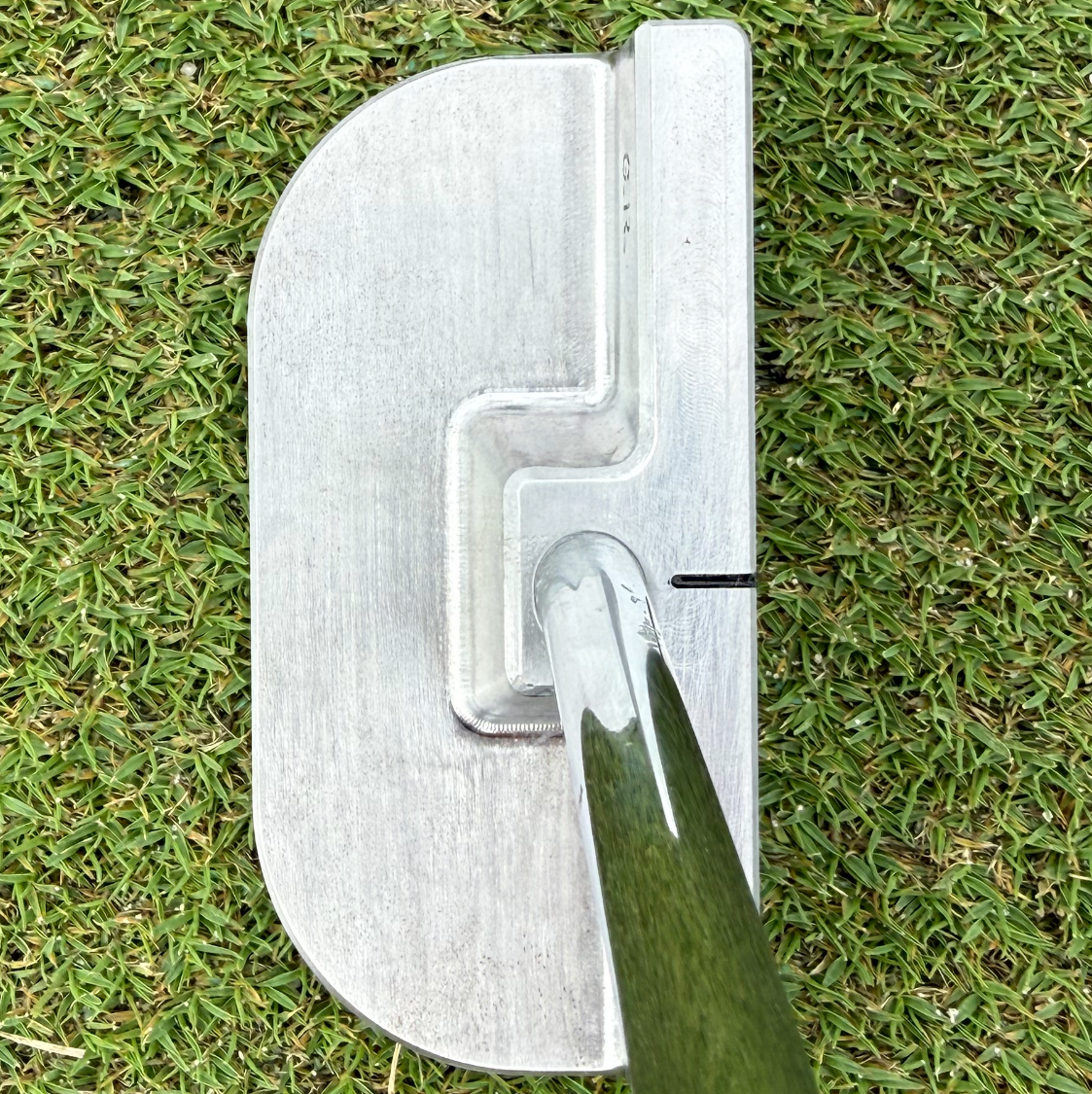 Low-Torque Mid-Mallet Head